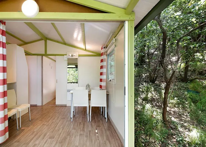 度假居 Nel Bosco 卡萨察利古勒